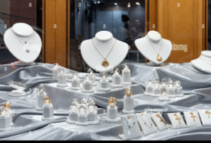 Comparatively evaluating Diamond Retailers?